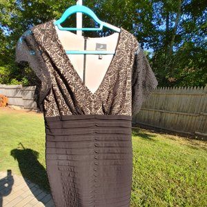 Gorgeous Black Stretch Lace Adrienna Papell Sz 10